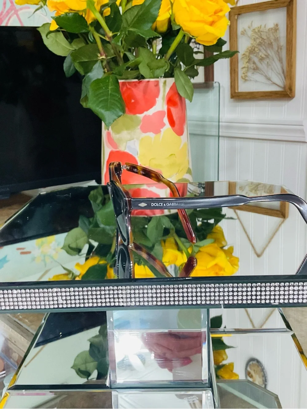 DOLCE & GABANNA SUNGLASSES